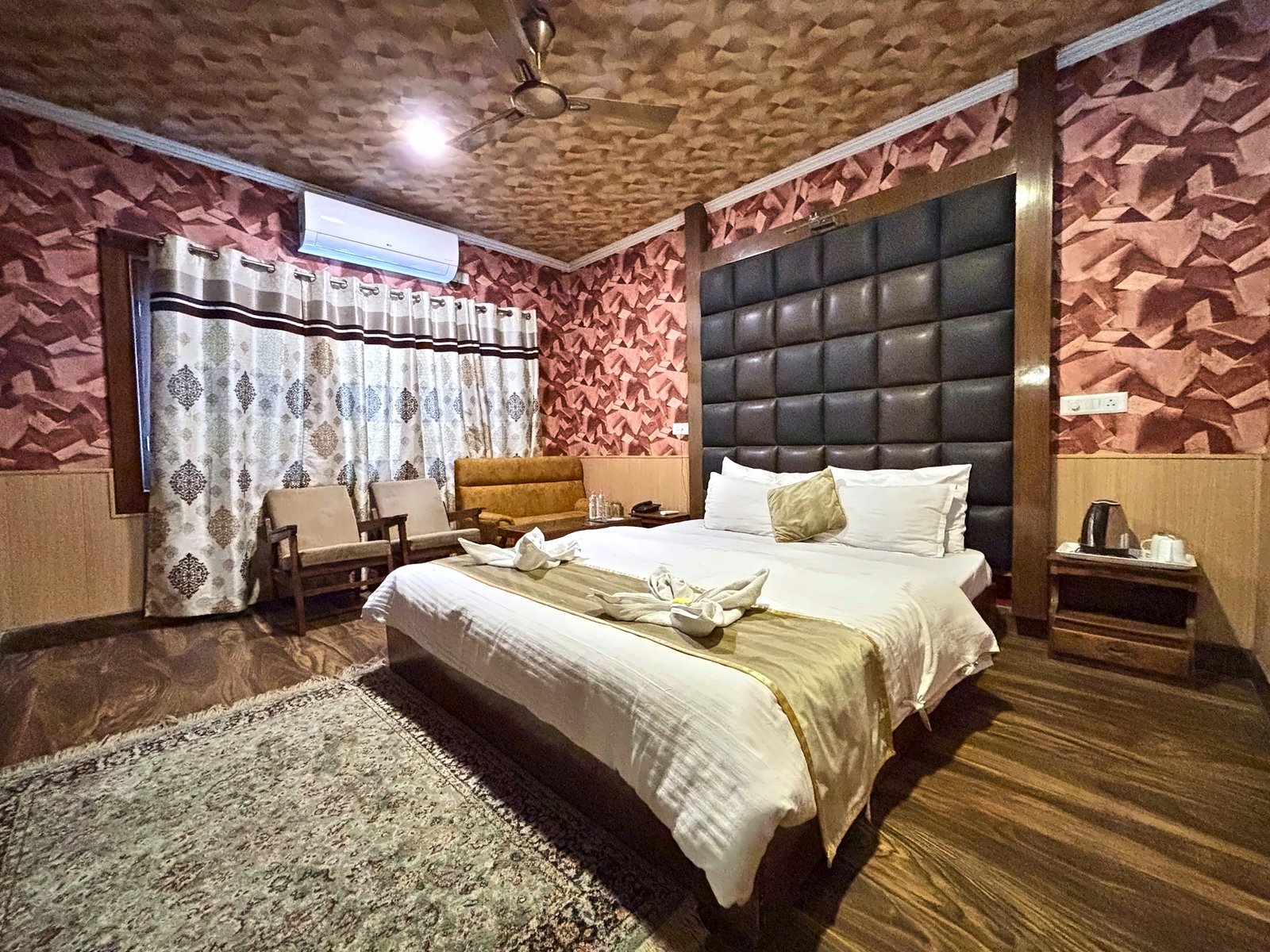 Super Deluxe Room
